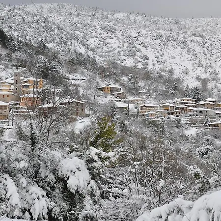 Πανσιόν Archontiko 3*