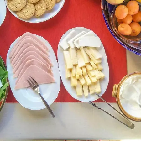 Archontiko Μυστράς