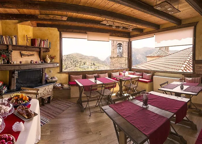 Archontiko Pensionat Mystras