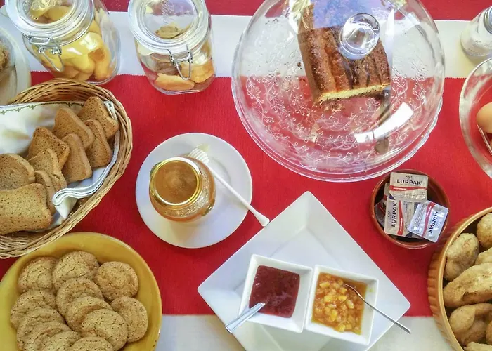 Archontiko ゲストハウス ミストラ